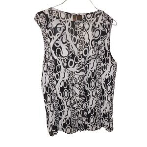 Sere Nade Women's Black White Plisse Pleated Ruffle Sleeveless Geometric Blouse